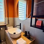 Ca Micca, Spazio Eclettico In Citta Novara